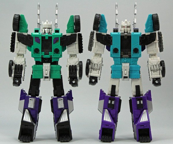 Legends Series LG50 Sixshot LG53 Broadside   In Hand Comparisons To Titans Return Releases  (1 of 5)